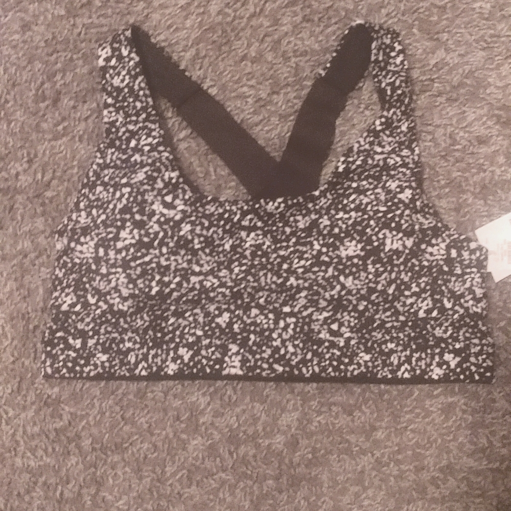 NWT sports bra